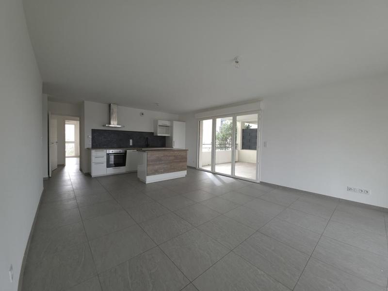 Appartement - 75 m² - 3 pièces