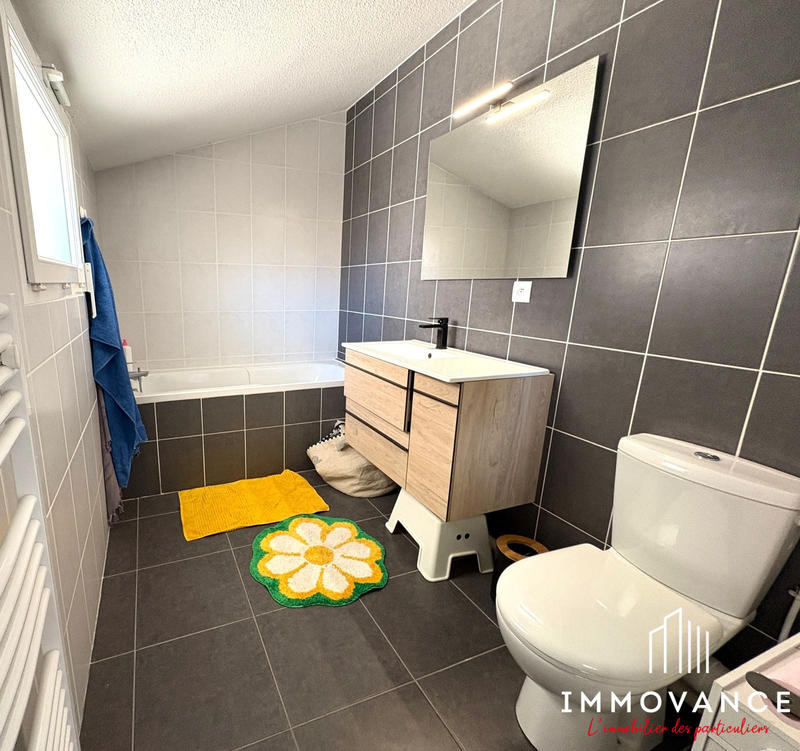 Appartement - 79 m² - 4 pièces