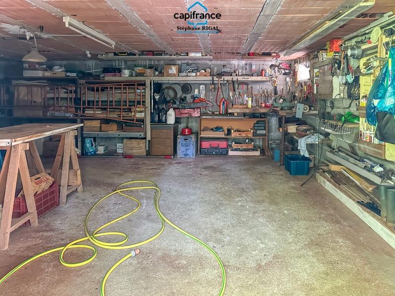 Propriété - 250 m² - 7 pièces