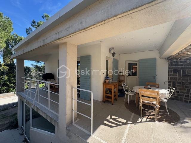 Maison - 101 m² - 4 pièces