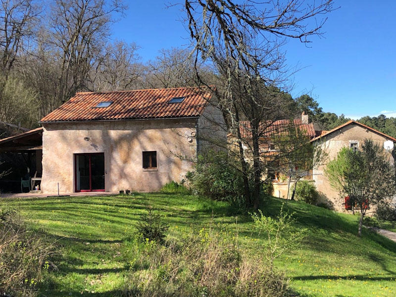 Propriété - 538 m² - 24 pièces