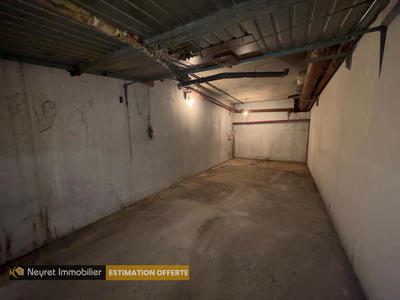 Parking / Garage - 20 m²