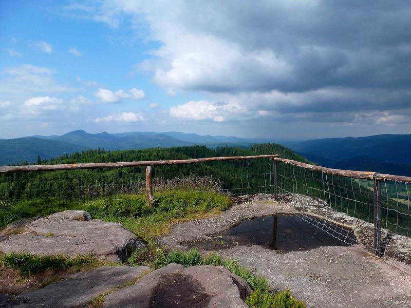 Sentiers Plaisir : Randonnée vers la Chatte Pendue et Tête Pelée