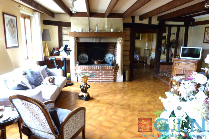 Maison - 205 m² - 10 pièces