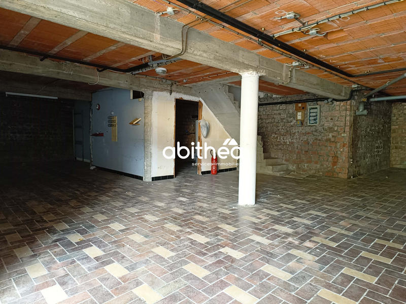 Maison - 180 m² - 7 pièces