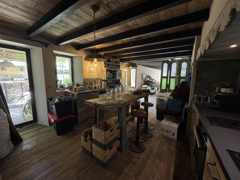 Maison de village - 252 m² - 7 pièces