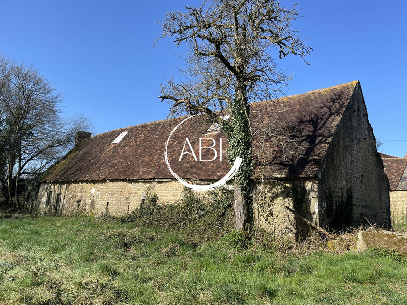 Maison ancienne - 137 m² - 3 pièces