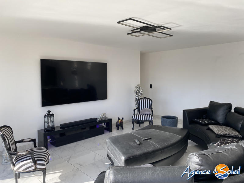 Maison - 104 m² - 3 pièces