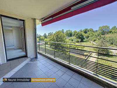 Appartement - 84 m² - 4 pièces