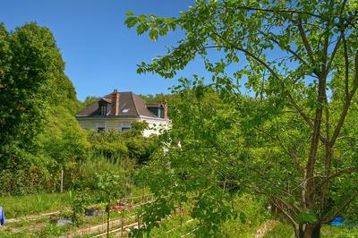 Maison bourgeoise - 244 m² - 13 pièces