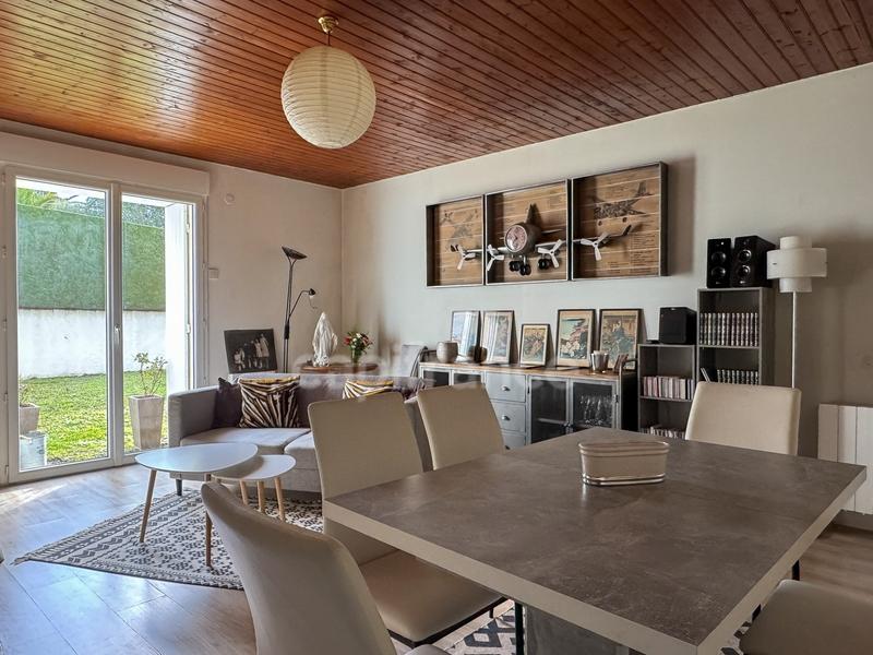 Maison - 65 m² - 3 pièces