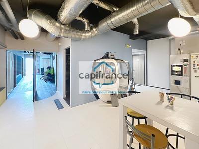 Bureau - 393 m² - 18 pièces