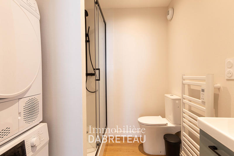 Chambre - 107 m² - 5 pièces