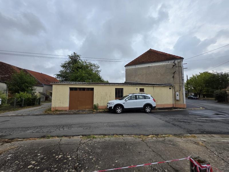 Maison - 182 m² - 6 pièces