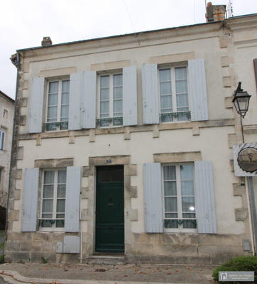 Maison ancienne - 118 m² - 4 pièces