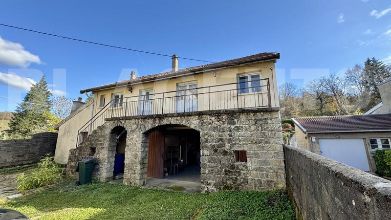 Maison de village - 120 m² - 7 pièces