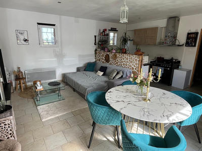 Maison - 192 m² - 6 pièces