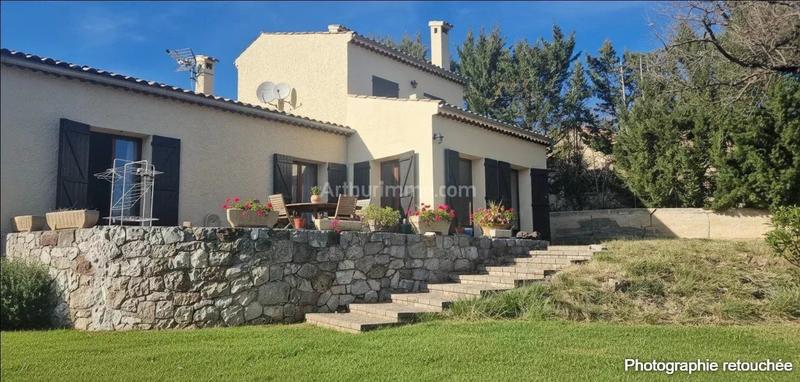 Maison - 123 m² - 5 pièces