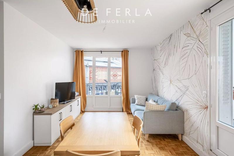 Duplex - 107 m² - 6 pièces