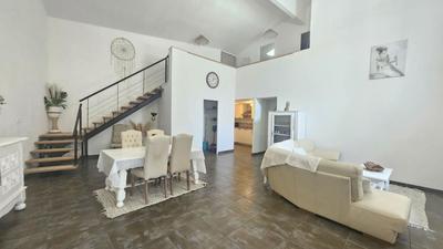 Maison - 122 m² - 4 pièces