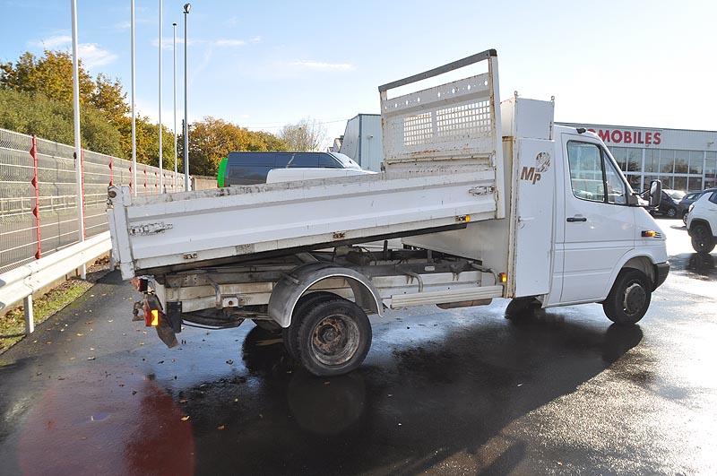 Mercedes Sprinter loc benne