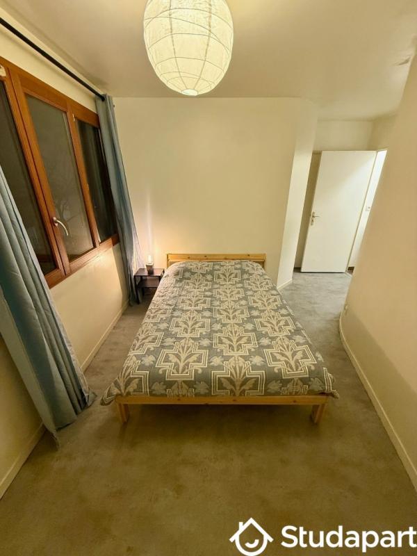 Chambre - 14 m² - 1 pièce