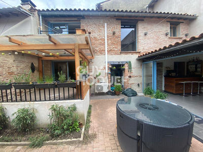 Maison - 106 m² - 5 pièces