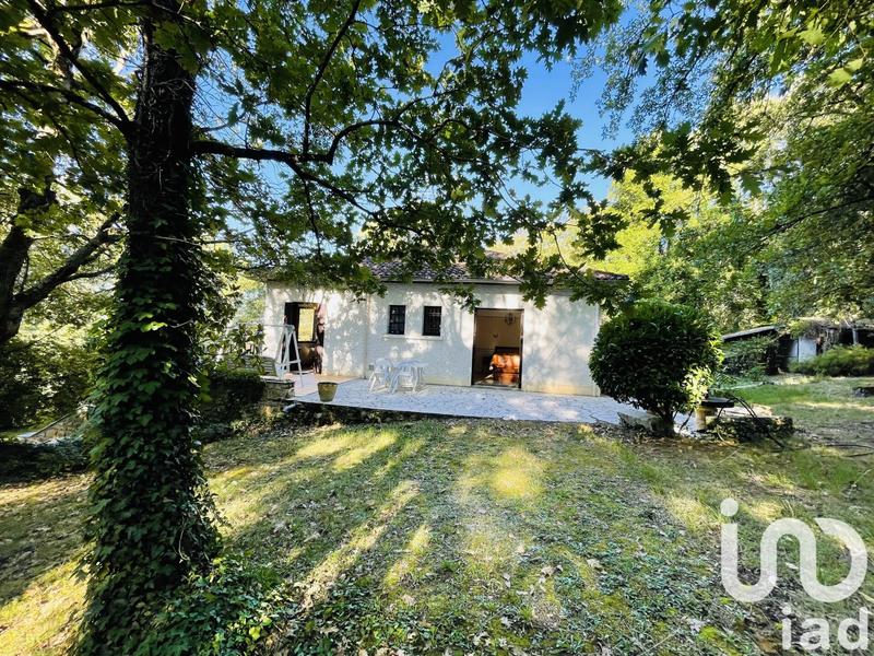 Maison - 230 m² - 6 pièces