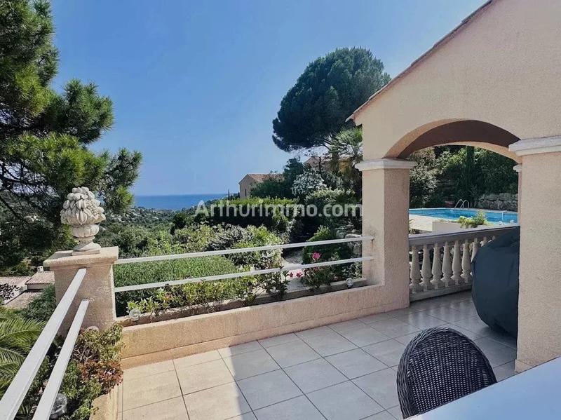 Maison - 165 m² - 7 pièces