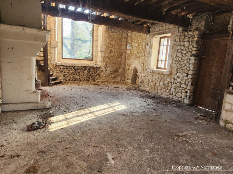 Maison ancienne - 2 750 m² - 3 pièces