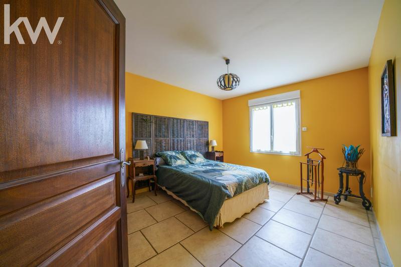 Maison traditionnelle - 175 m² - 6 pièces