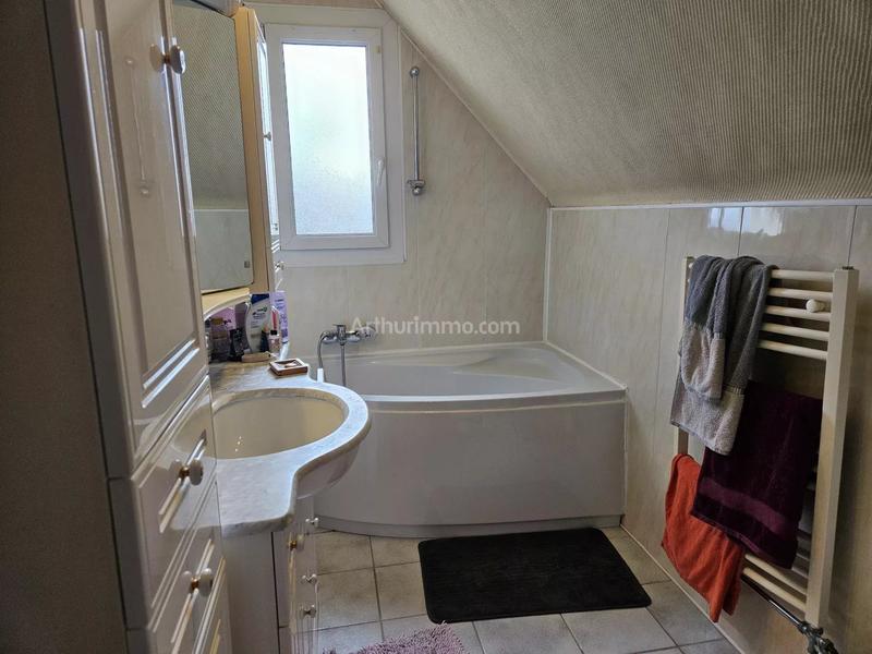 Maison - 97 m² - 6 pièces