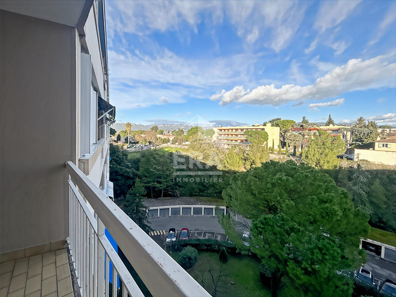 Appartement - 106 m² - 5 pièces