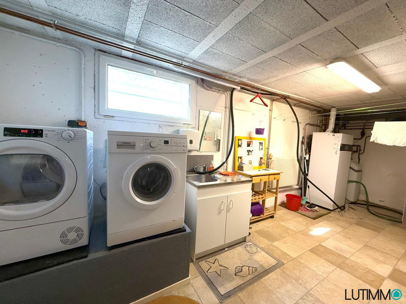 Maison contemporaine - 184 m² - 6 pièces