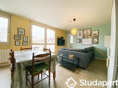 Appartement - 63 m² - 4 pièces