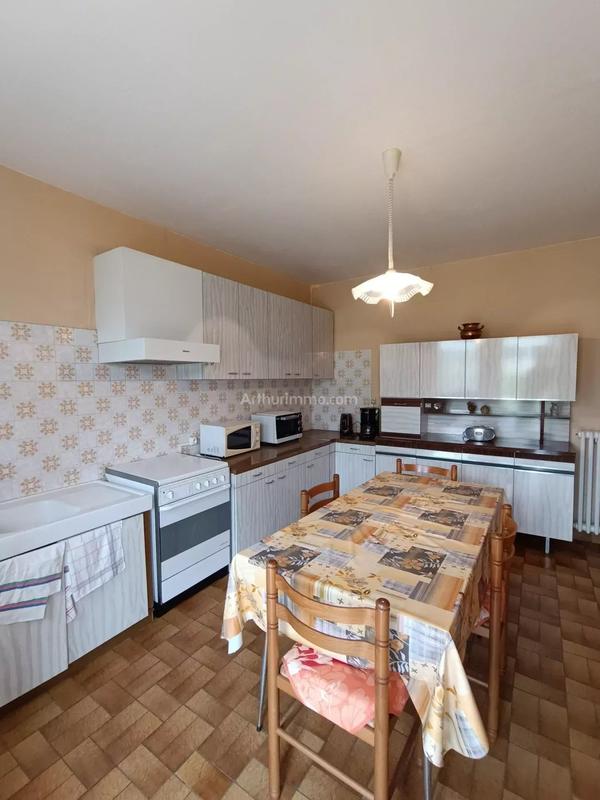 Maison - 100 m² - 6 pièces