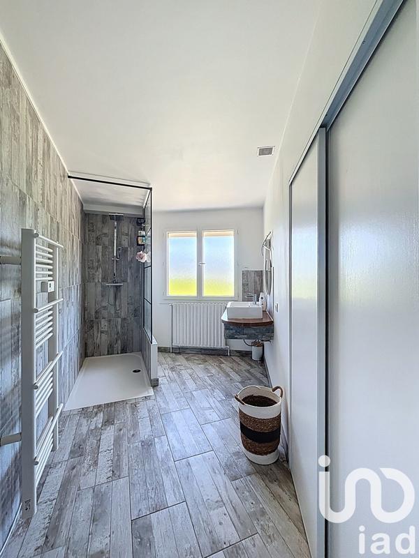 Maison - 216 m² - 7 pièces