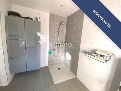 Maison - 286 m² - 9 pièces