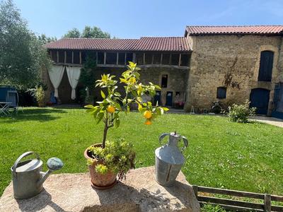 Maison - 310 m² - 8 pièces