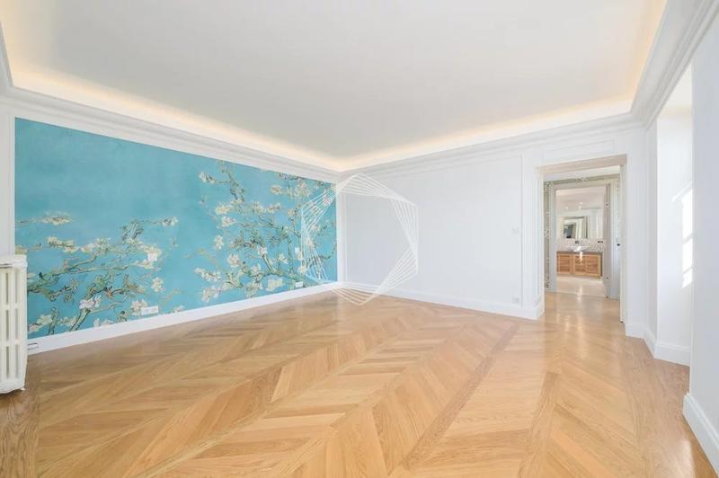 Appartement - 259 m² - 9 pièces