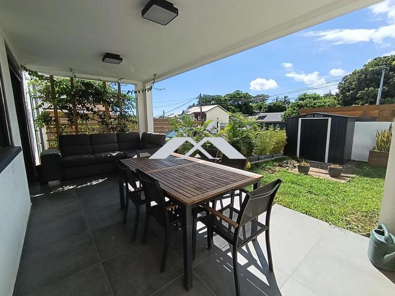 Maison - 99 m² - 4 pièces