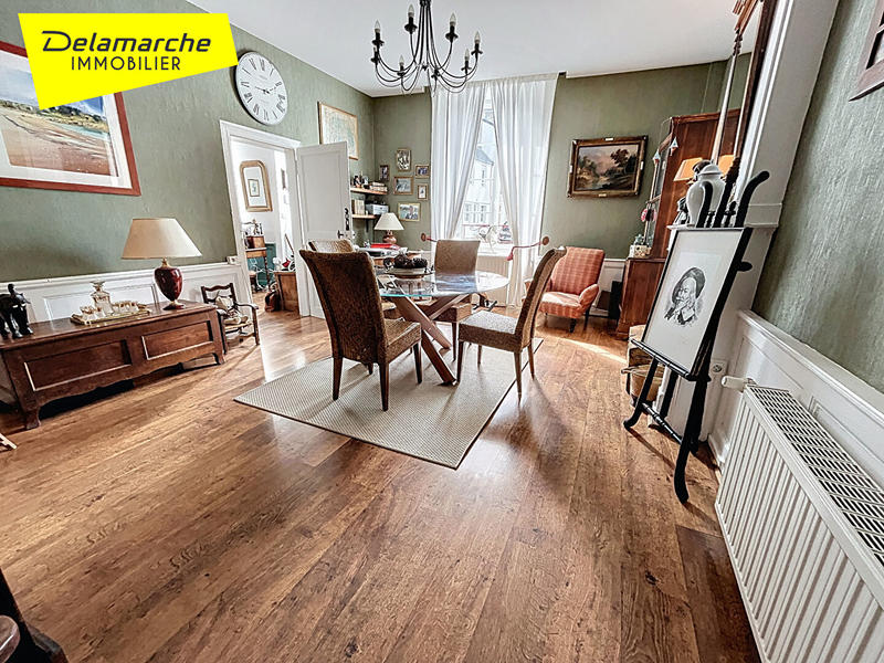 Maison - 166 m² - 6 pièces