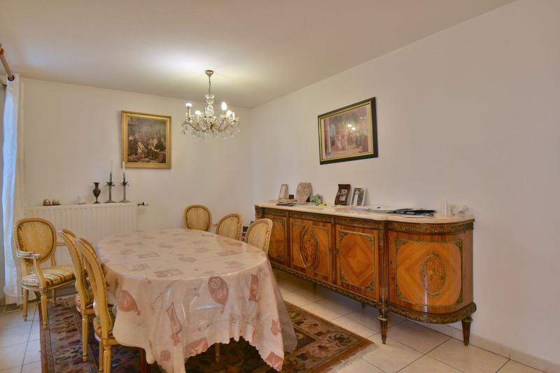 Appartement - 84 m² - 4 pièces