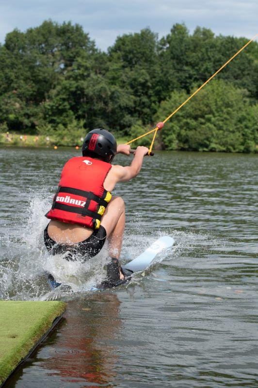 Ete actif - téléski nautique