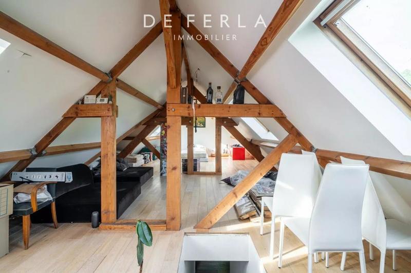 Villa - 472 m² - 10 pièces