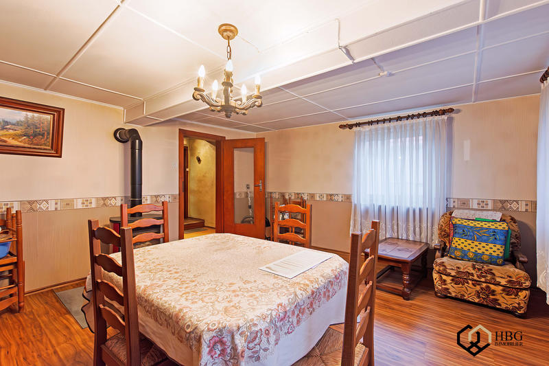 Maison - 104 m² - 5 pièces