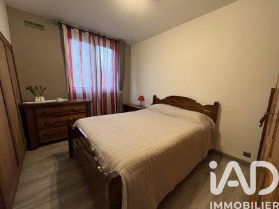 Appartement - 98 m² - 5 pièces