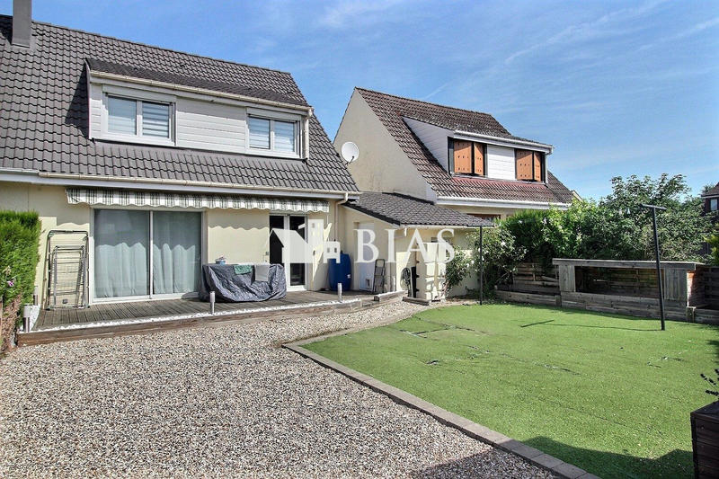 Maison - 91 m² - 4 pièces