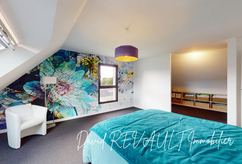 Maison - 180 m² - 7 pièces