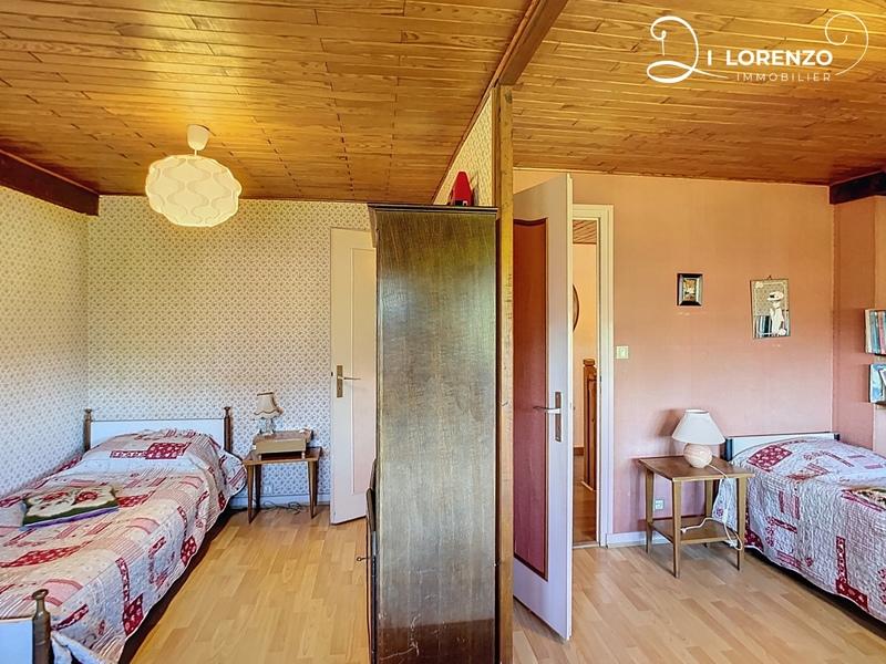 Maison - 178 m² - 7 pièces